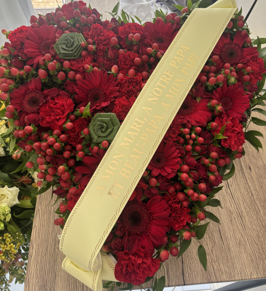 Coeur fermé grande taille rouge