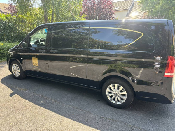 Pompes funèbres pour transport funéraire  